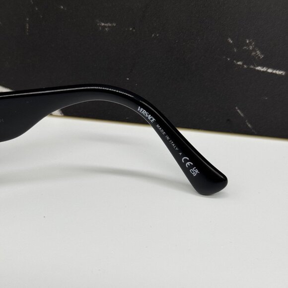 NEW VERSACE VE2264 10025A GOLD WOMEN SUNGLASSES VE2264 1002/5A main image 10